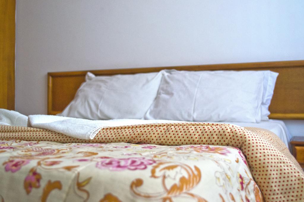 Residencial Nazareth - Tonziro Aparthotel Πόρτο Σεγκούρο Δωμάτιο φωτογραφία
